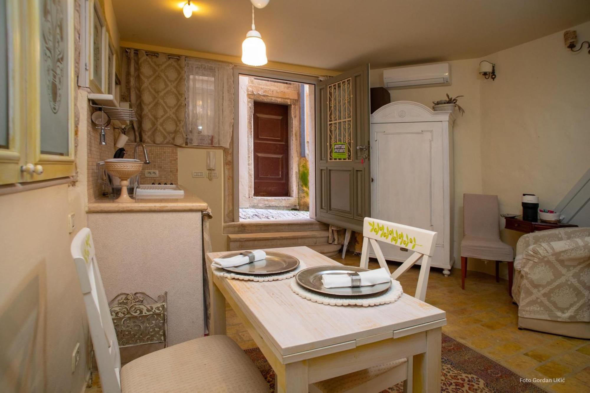 Studio Apartment ORATORIO Rovinj Exterior foto